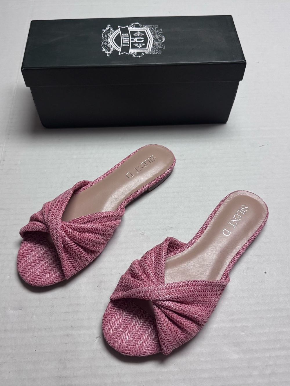 SILENT D BIDRO Sandal In Pink Raffia Size: 39 (US= 8- 8.5)